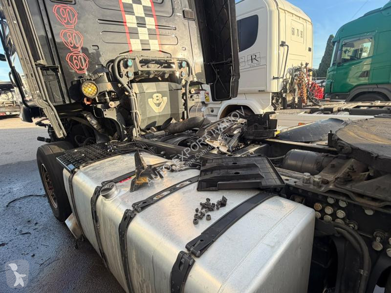 Scania 730 tractor unit
