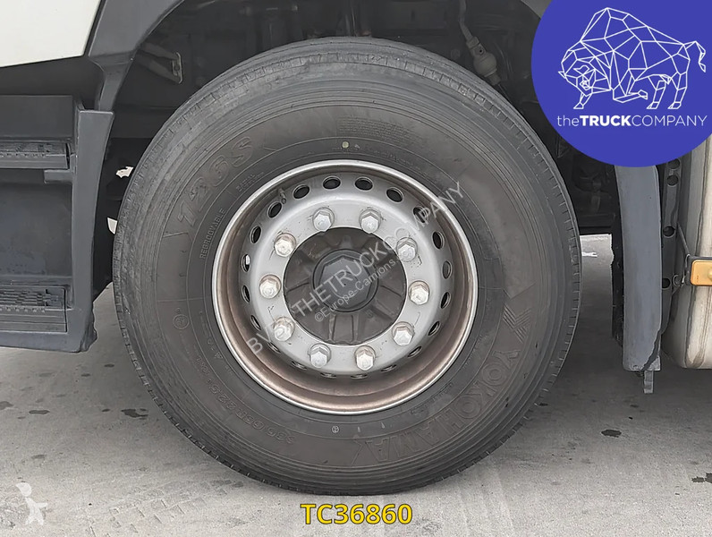 Renault T 460 tractor unit
