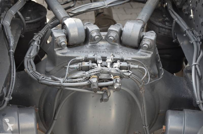 Nyergesvontató Mercedes 1840