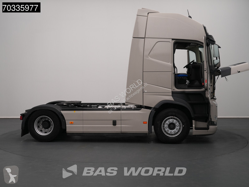 Cabeza tractora Volvo 500  4X2 XL Retarder 2x...