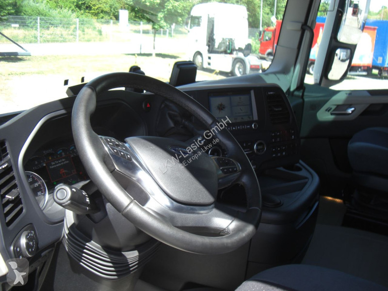 جرار Ford 500