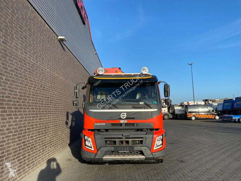Traktor Volvo 500 8X6 + PALFINGER PK 65002-SH F...