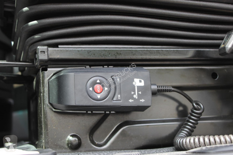 Traktor Mercedes 1848 Retarder Kühlbox ACC...