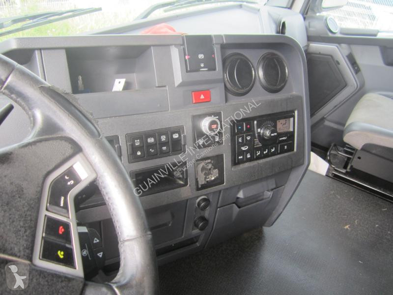 Tahač Renault 440 Gamme T