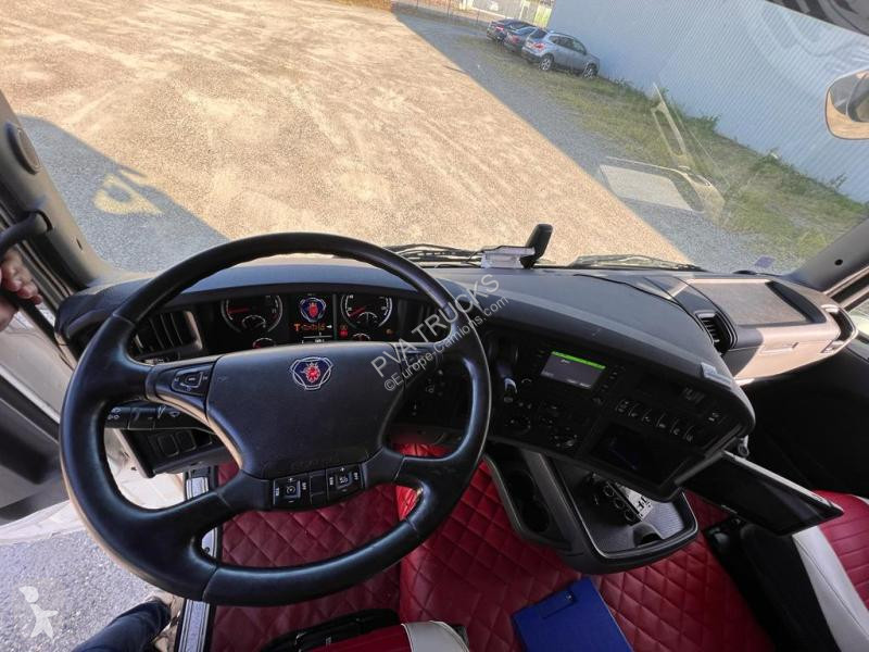 Tracteur Scania 490