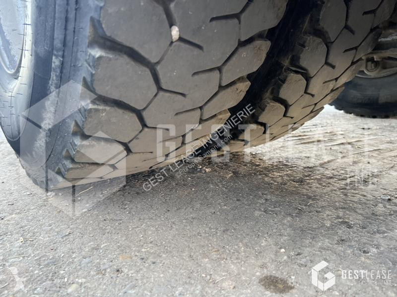 Tracteur MAN 18.520