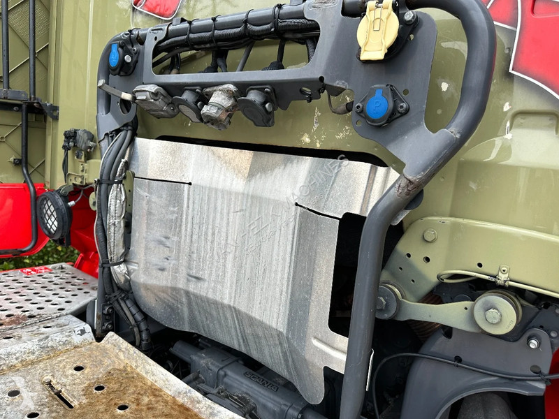 Traktor Scania 580 V8 Full air-retarder-6x2-eur0 6