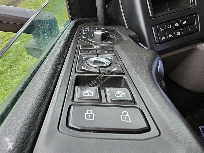 Traktor Scania 520 6X2 NB ETADE
