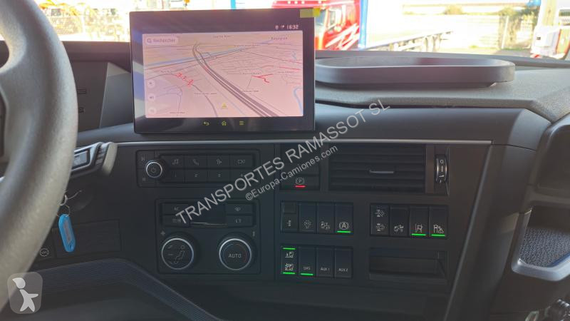 Cabeza tractora Volvo 500 Globetrotter XXL...