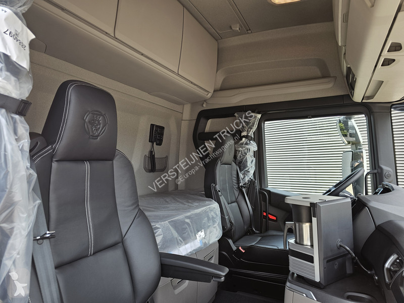 Trekker Scania S460 / 6x2/4 / RETARDER / FU AIR...