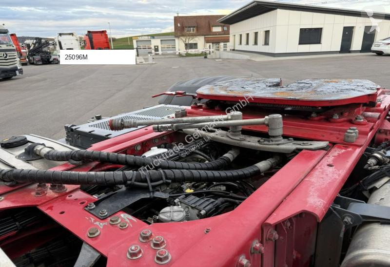 Traktor DAF XF530