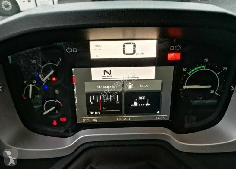 Traktor Renault T520 Sleep cab | Leasing from...