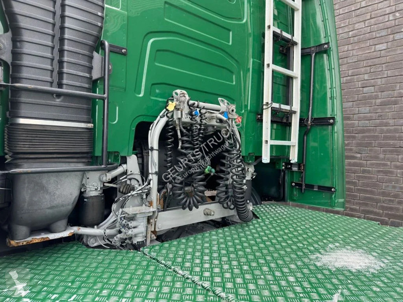 Tahač Volvo 500 6X4 TREKKER/TRACTOR/SZM EURO 6...