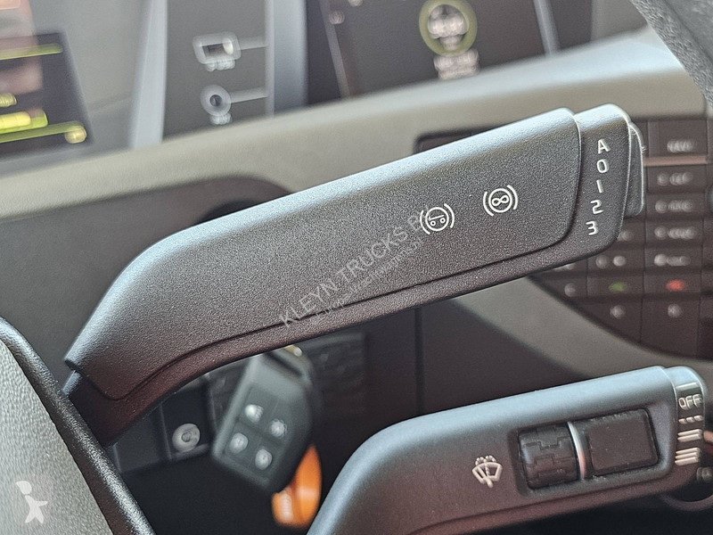 Tahač Volvo 500 XL I-PARK-COOL MEGA