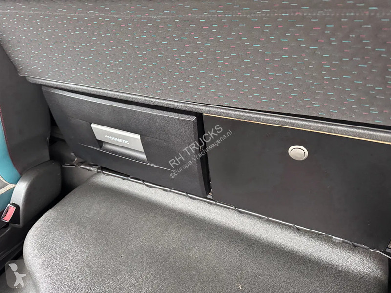 Trekker Volvo FM 370 4X2 SPOILERS EURO 6 SKIRTS...
