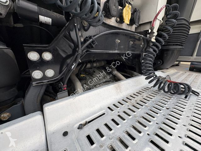 Traktor DAF 480...