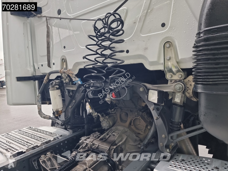 Traktor Mercedes 1851 4X2 BigSpace 2x Tanks