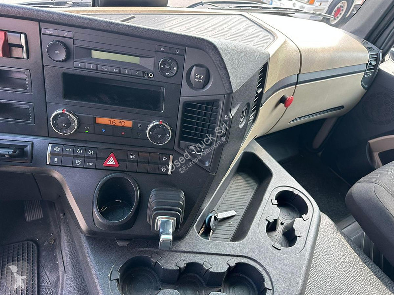 Traktor Mercedes 1843