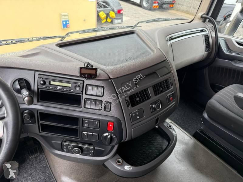 Trattore Stradale DAF