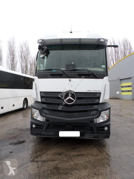 Traktor Mercedes 1842 LS