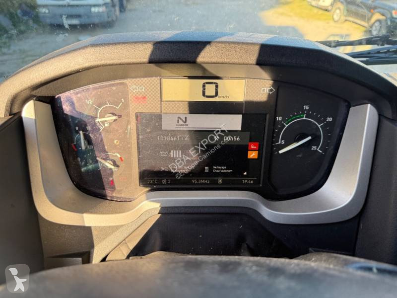 Tracteur Renault