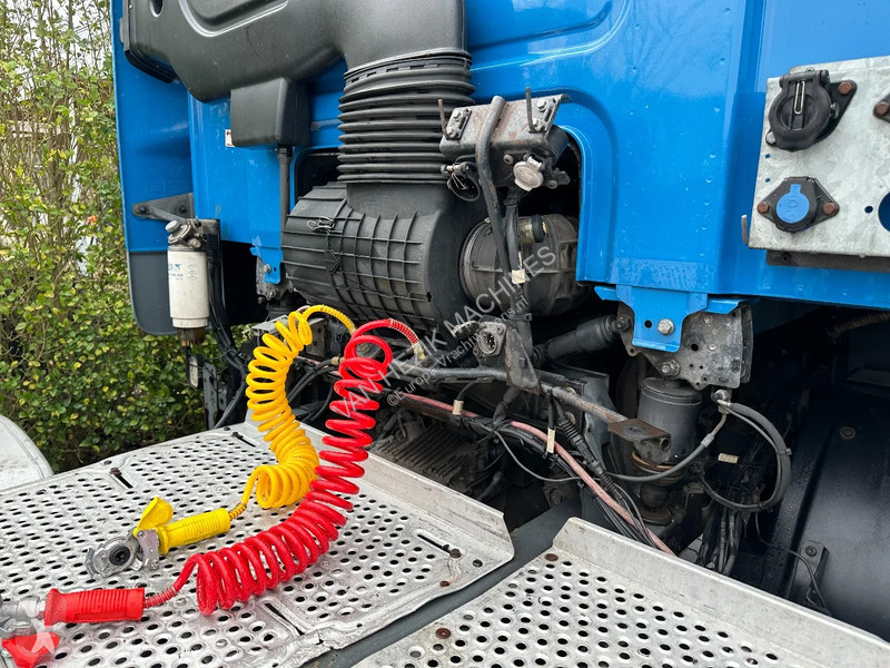 Traktor DAF 460 4X2 2011