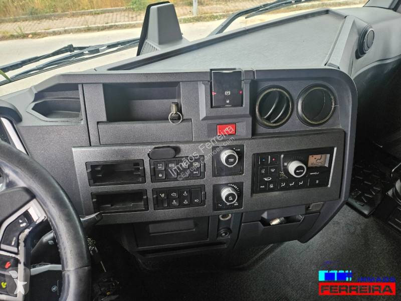 Traktor Renault
