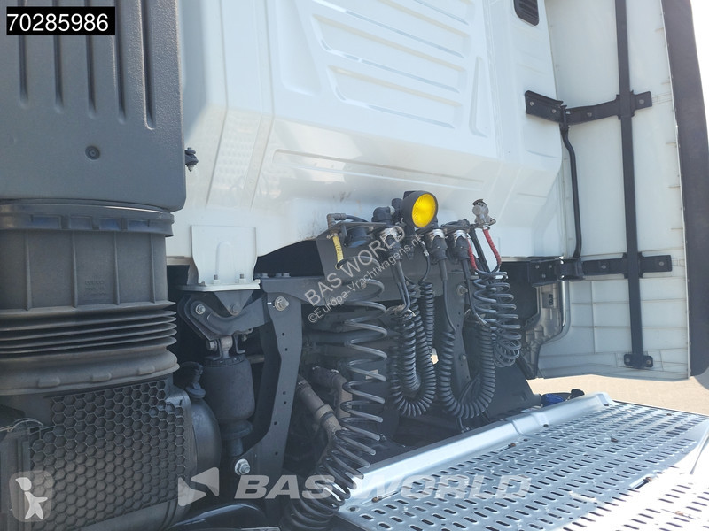 Tahač Iveco S-Way 490 4X2 Retarder Standklima...