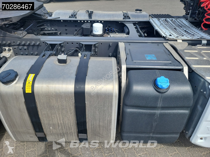 Tractor Volvo FH  4X2 VEB+ I-ParkCool 2xTanks...