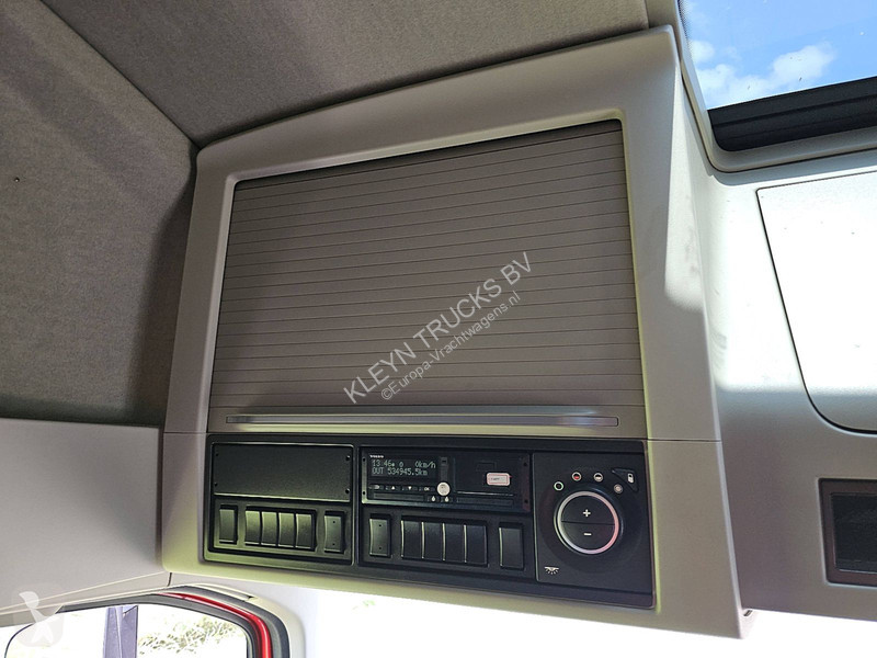 Tahač Volvo 500 I-SAVE LED 2X TANK