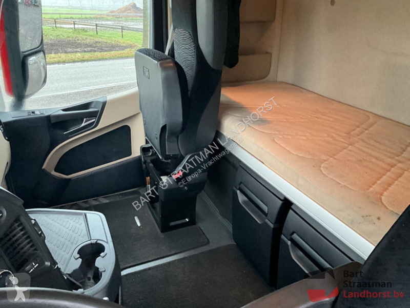 Traktor Mercedes 1842/2042 4x2 Euro 5 Trekker...