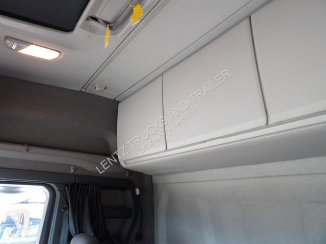 Traktor Scania -RETARDER-VOLLSPOILER-KIPPHYRAULIK