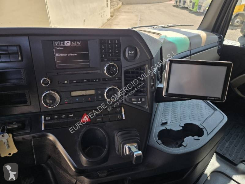 Traktor Mercedes
