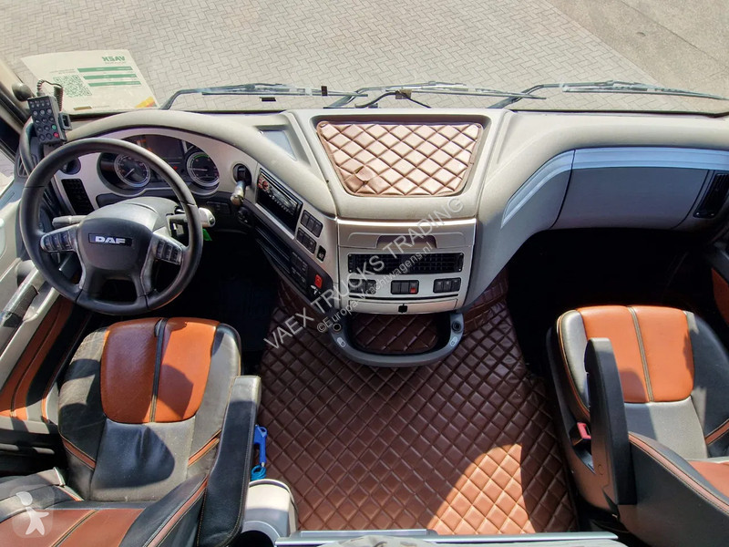 Tahač DAF SuperSpaceCab 4x2 - ADR/VLG - Leather...
