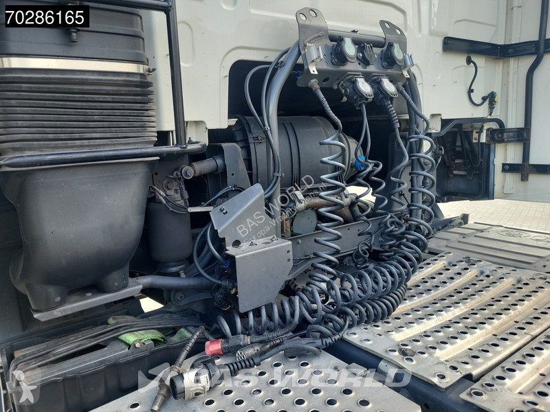 Traktor Volvo 4X2 2x Tanks I-Park Cool ACC Euro 6
