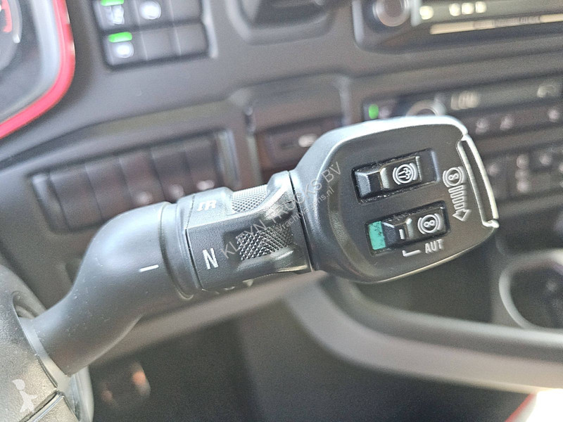 Traktor Scania S520 V8 RET. EATHER