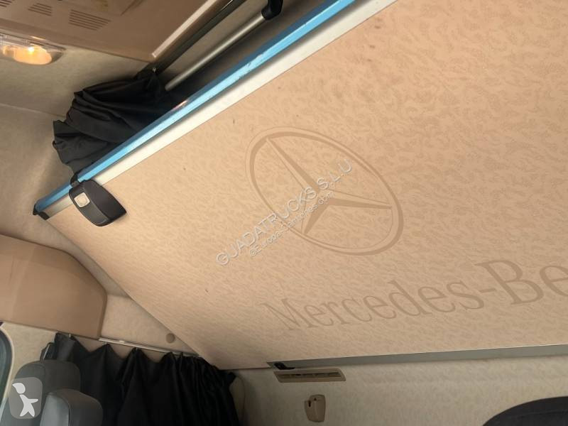 Traktor Mercedes