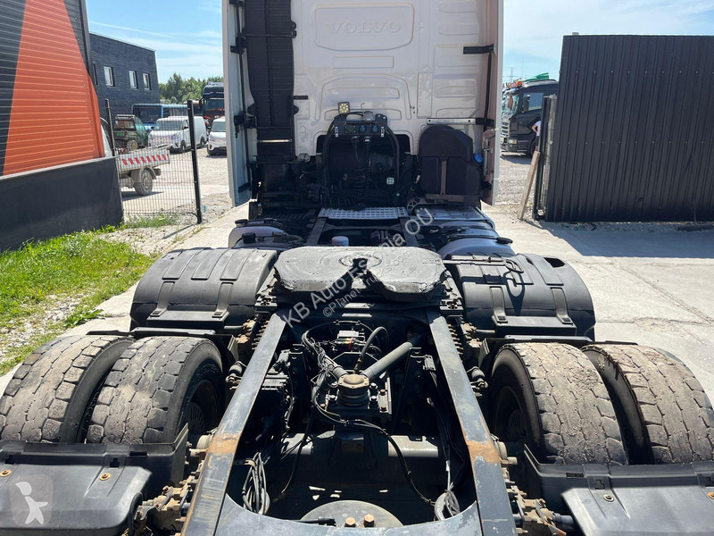 Tahač Volvo 500 6x2 GLOBE XL / HYDRAULICS /...