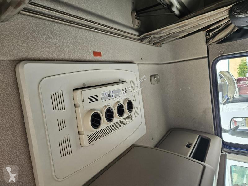 Traktor DAF FT 460
