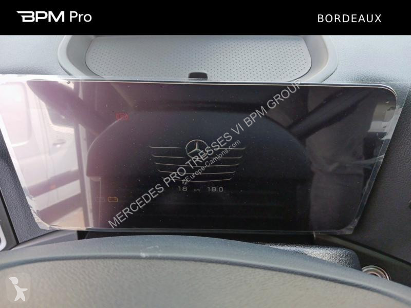 جرار Mercedes II 1851 LS 4x2