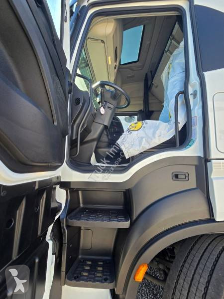 Cabeza tractora Iveco