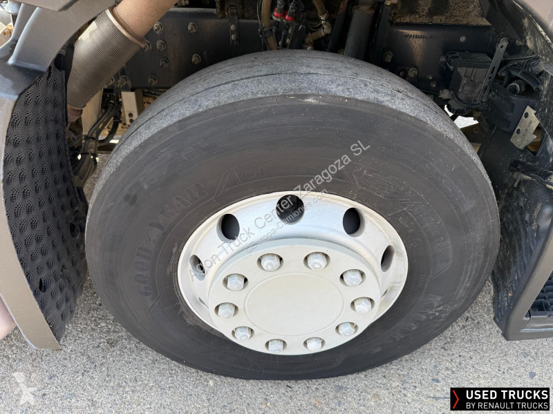 Traktor Renault