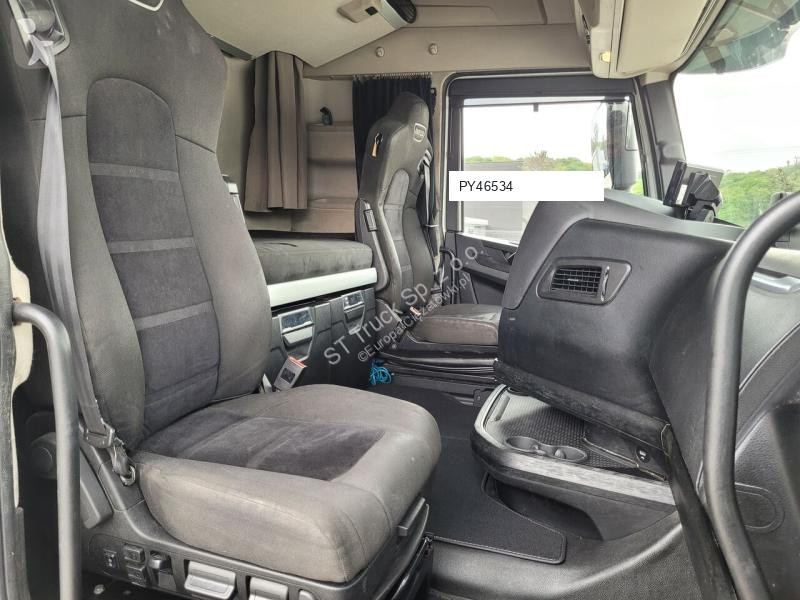Влекач Iveco 460 LNG/20 STK/RETARDER/GAS IN DER...