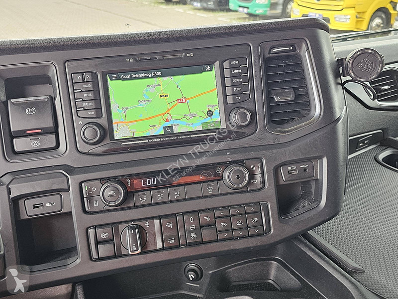 Traktor Scania R410 NG GAS FU AIR