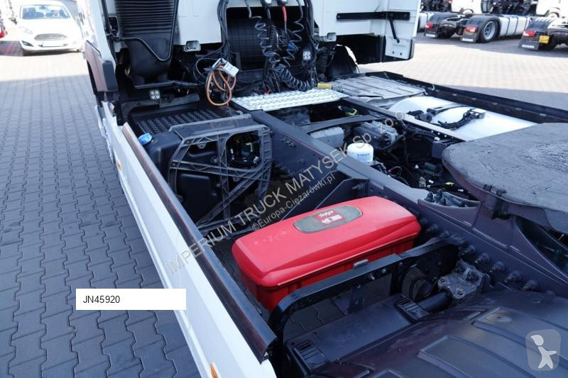 Tahač Volvo FM 460