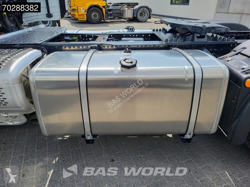 Tractor Iveco S-Way 580 4X2 NEW! 2x Tanks Navi...