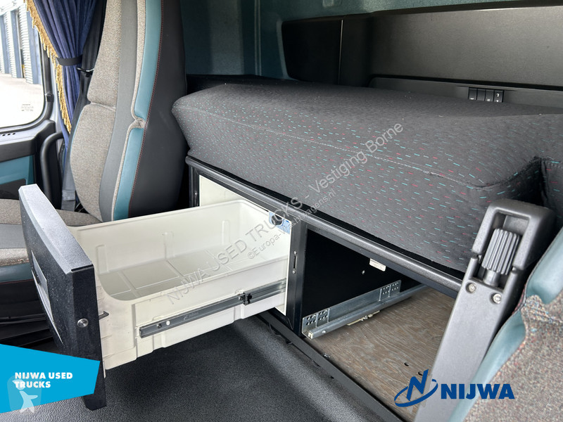 Traktor Volvo 4x2 VDS + XXL Cabine