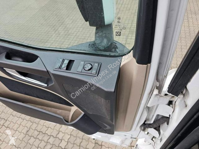 Traktor Mercedes 1843 LL mit Hubsattelkupplung...