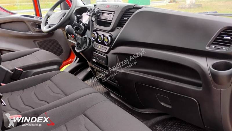 Traktor Iveco