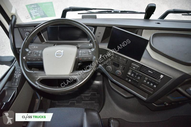 Traktor Volvo Globetrotter XL Retarder